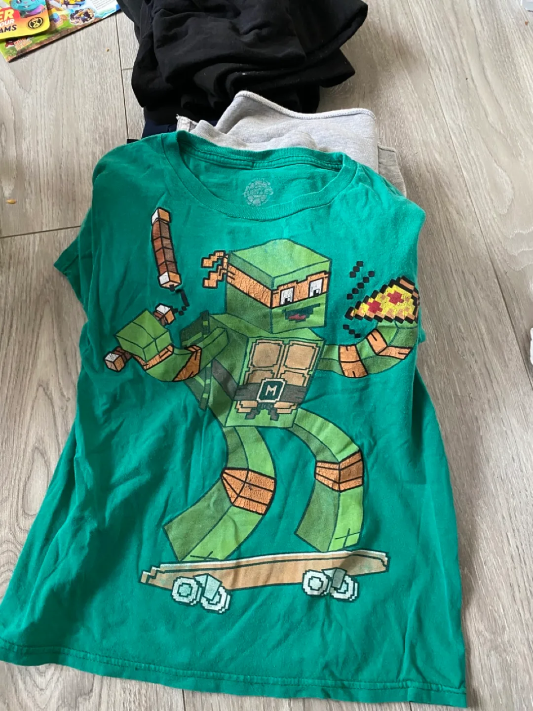 #freecycle 🥕Clothing Bundle - Size M (7-8 -11-12) image indicator(3)