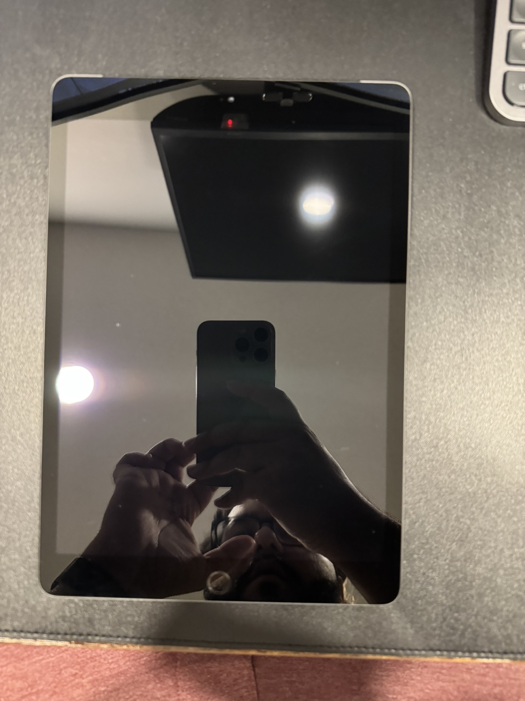 iPad 7th Generation Wifi Cellular Space Grey 32GB - photo 2