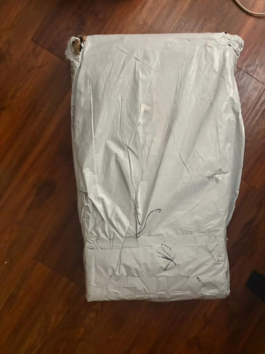 Portable Closet image indicator(3)