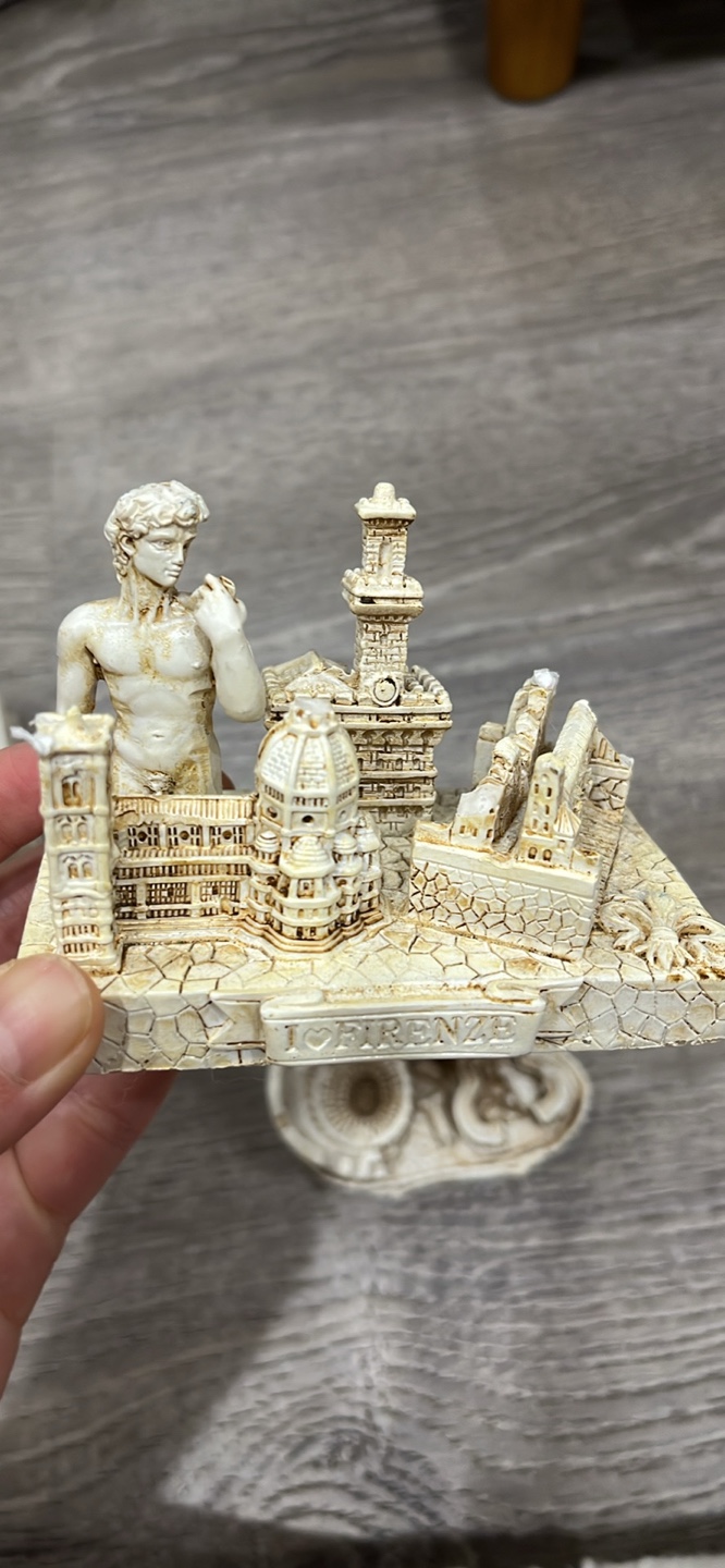 Set of 4 Italian Souvenir Statues - photo 4
