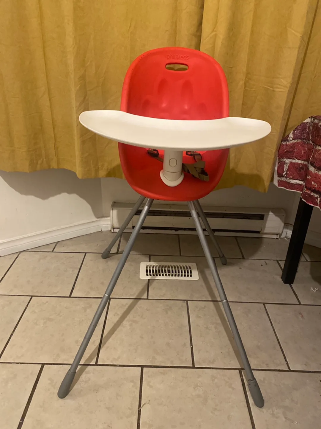 Phil and Ted’s Baby High Chair image indicator(2)