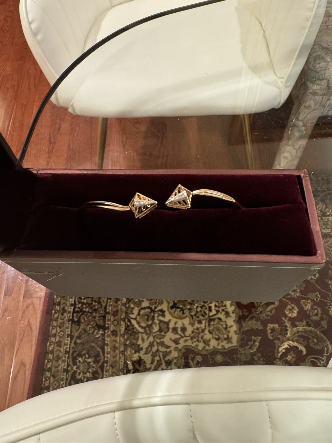 Brand New 14KT Yellow Gold Chic Diamond Bangle - photo 2
