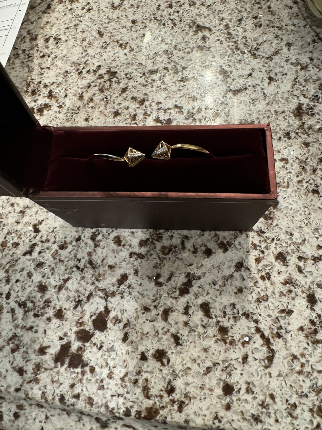 Brand New 14KT Yellow Gold Chic Diamond Bangle - photo 3