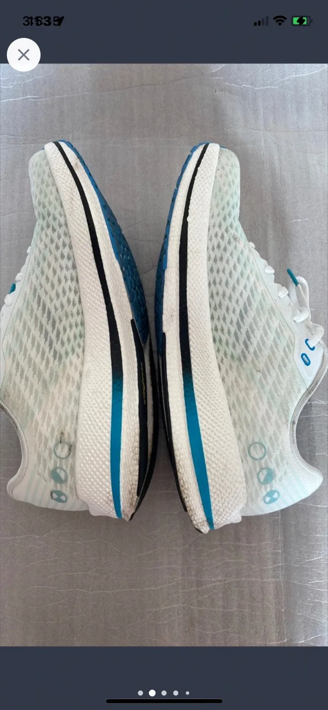 SKECHERS Running Shoes (Size 9) FINAL PRICE image indicator(3)