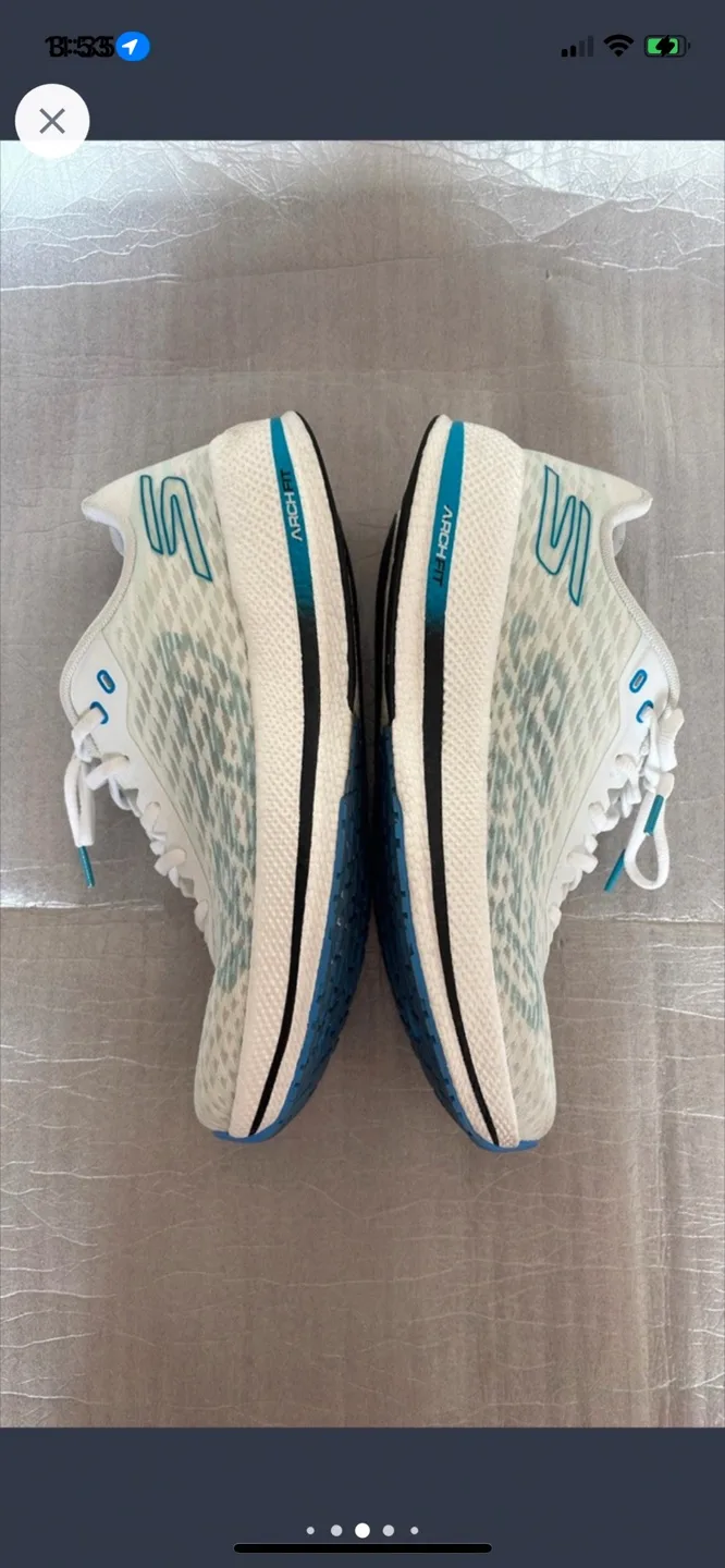 SKECHERS Running Shoes (Size 9) FINAL PRICE image indicator(5)