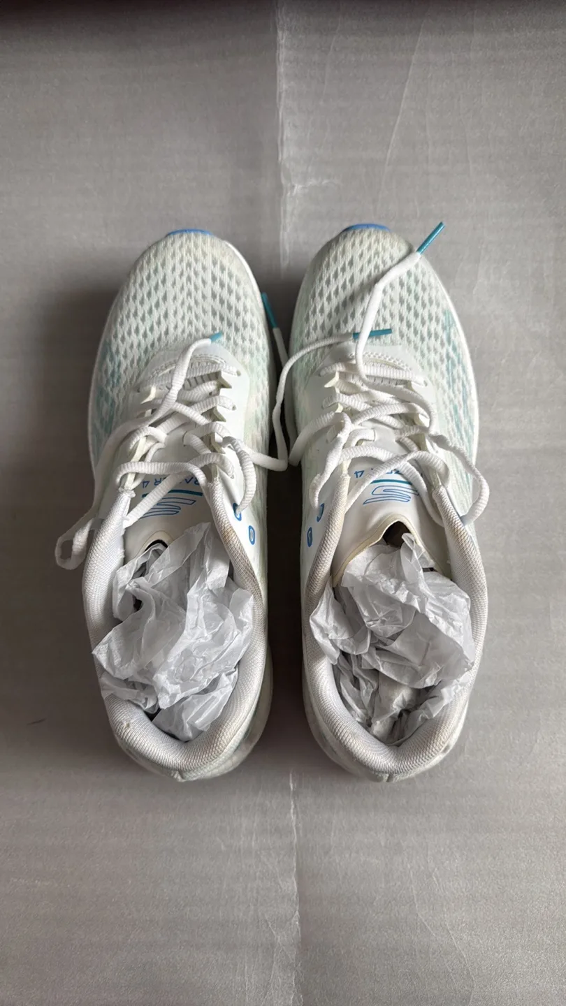 SKECHERS Running Shoes (Size 9) FINAL PRICE image indicator(7)