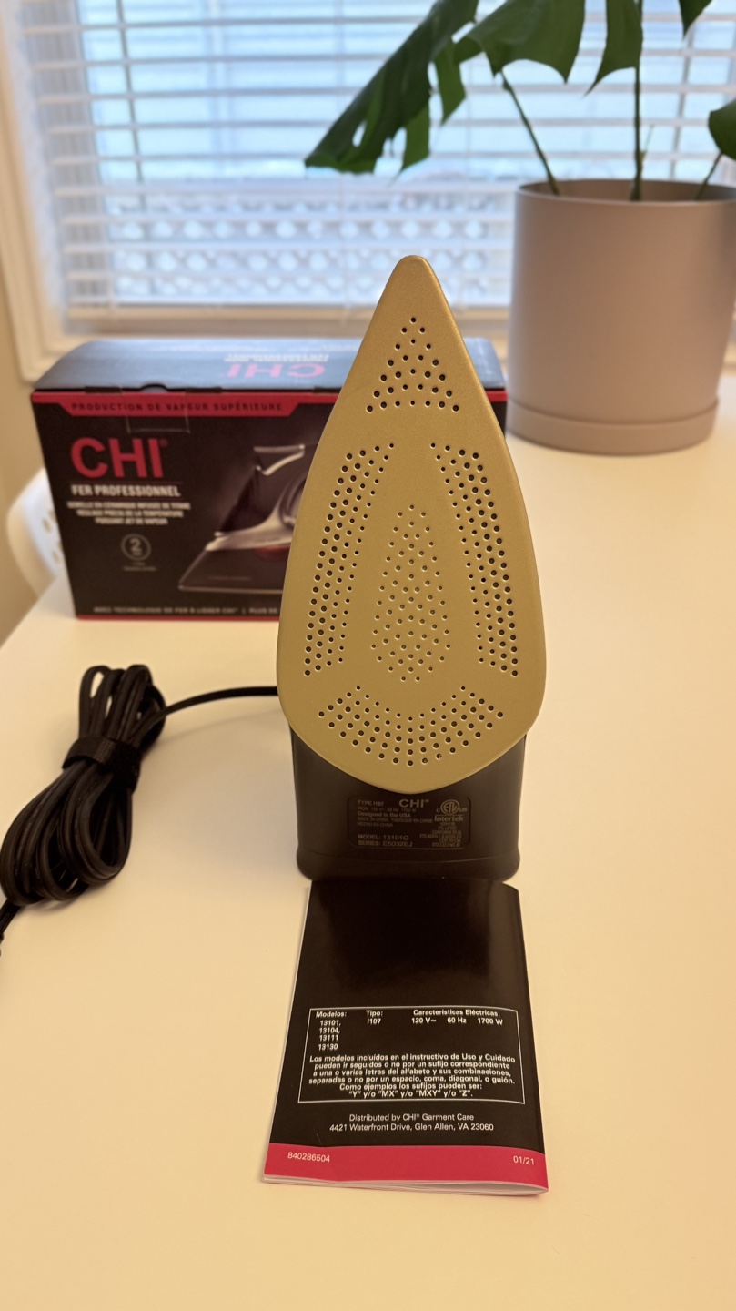 CHI Steam Iron with Titanium Infused Ceramic Soleplate - photo 5