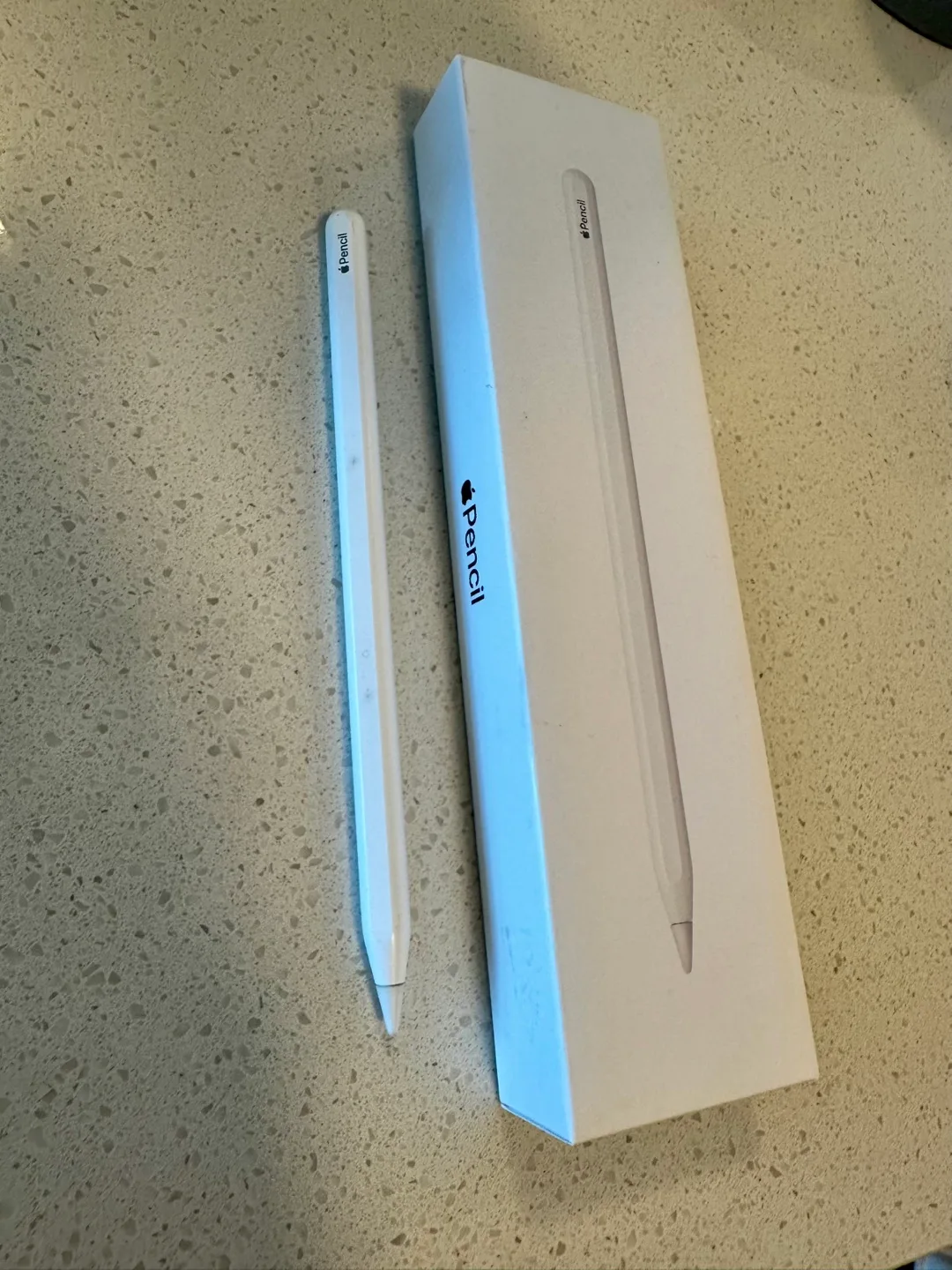 Apple Pencil 2nd Generation image indicator(2)