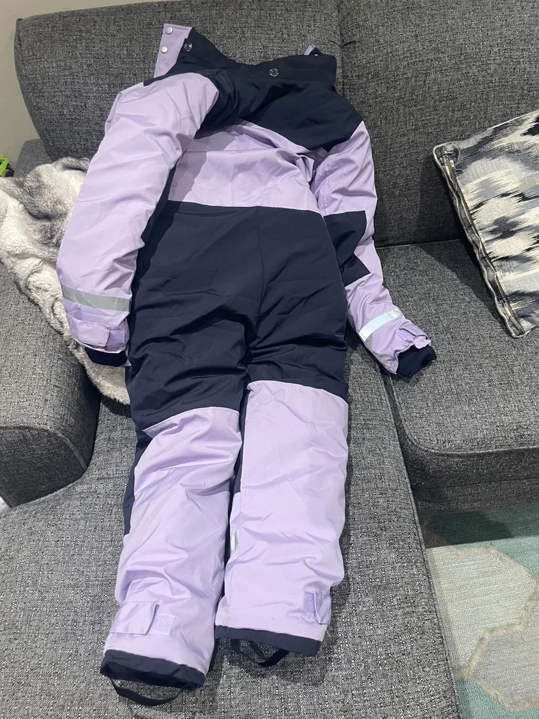 New One Piece Snowsuit / Snowboarding / Ski image indicator(3)