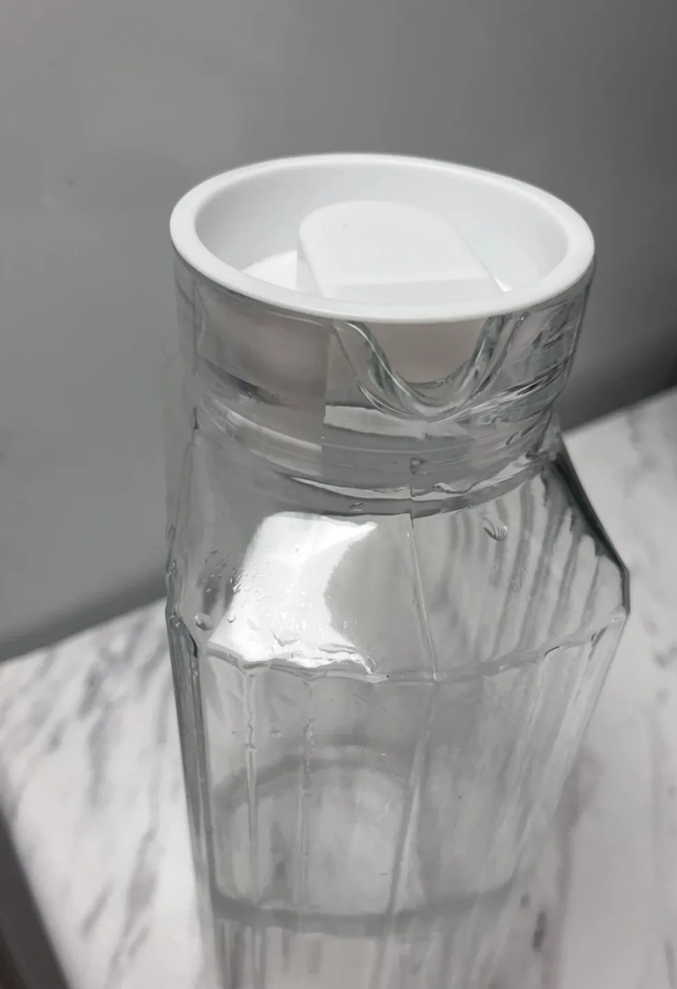 Last call ☎️ Glass Pitcher with Lid image indicator(2)
