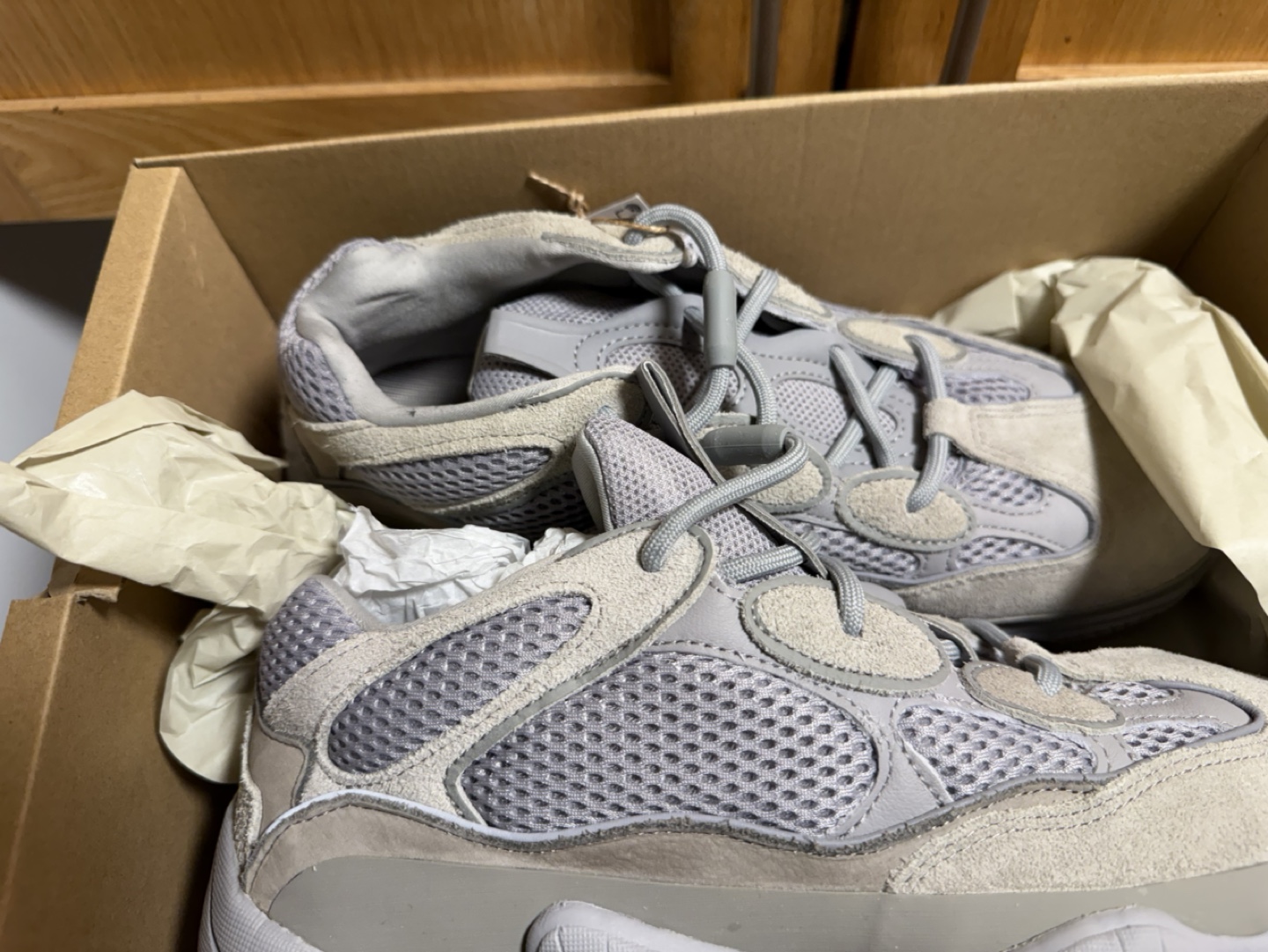 Adidas Yeezy 500 size 10.5 - photo 2