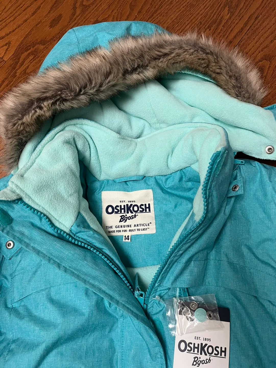 Brand new OshKosh B'gosh Winter Jacket image indicator(5)