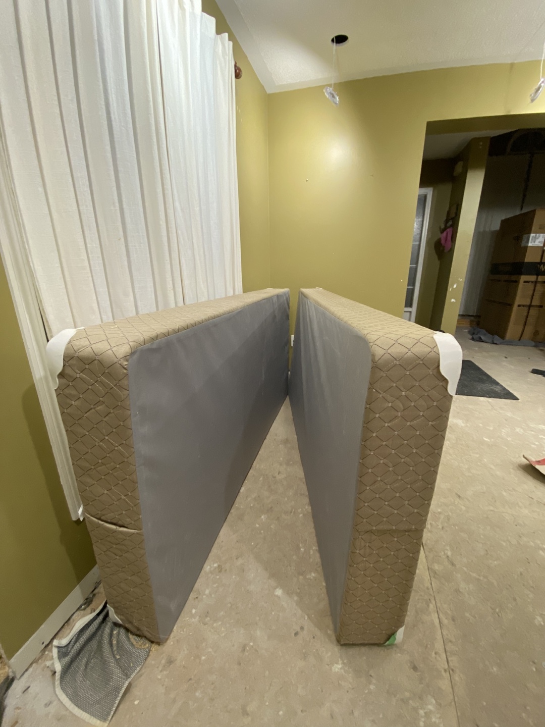 Twin Box Spring Set - photo 2