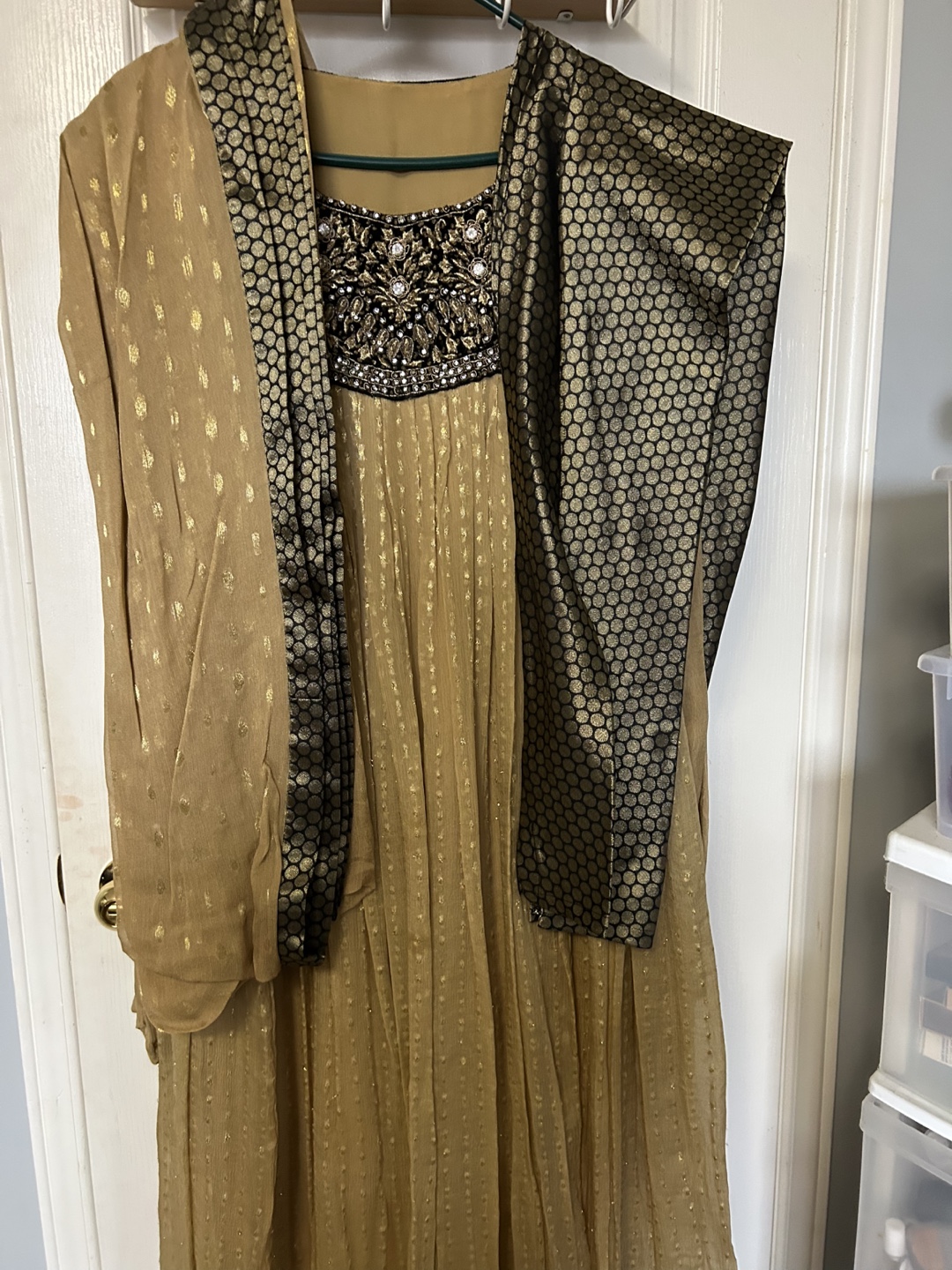 Salwar Kameez Suit 3-Piece Set - photo 3