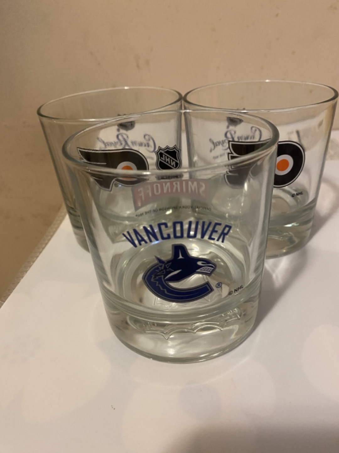 Set of 7 Vancouver Canucks Glasses - photo 2