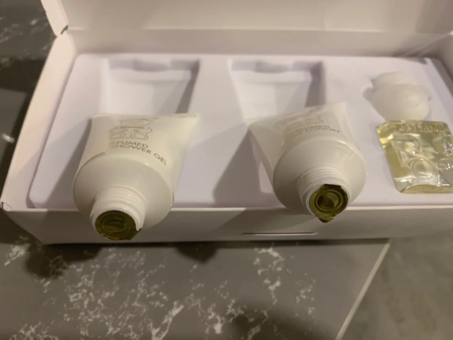 Moschino Toy 2 Gift Set image indicator(3)