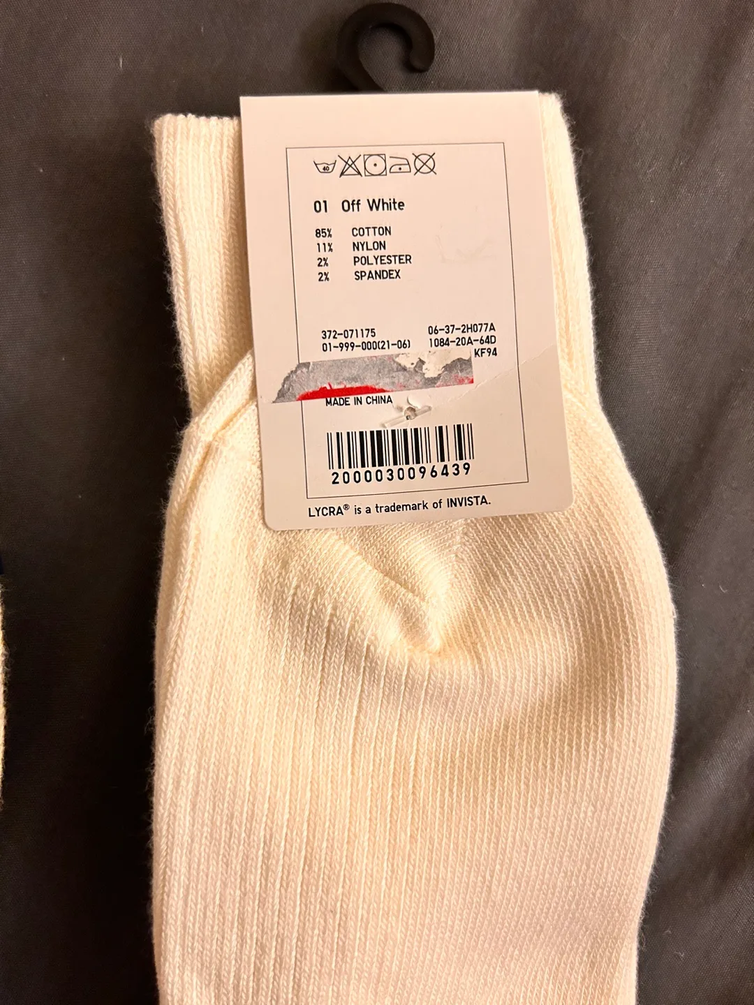 4 Pair Men's Socks Bundle - Levi's, Gap, and Uniqlo image indicator(4)