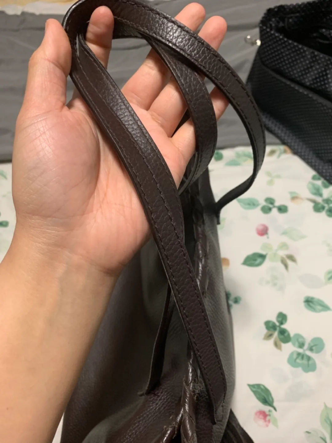 Gucci Leather Tote Bag image indicator(10)
