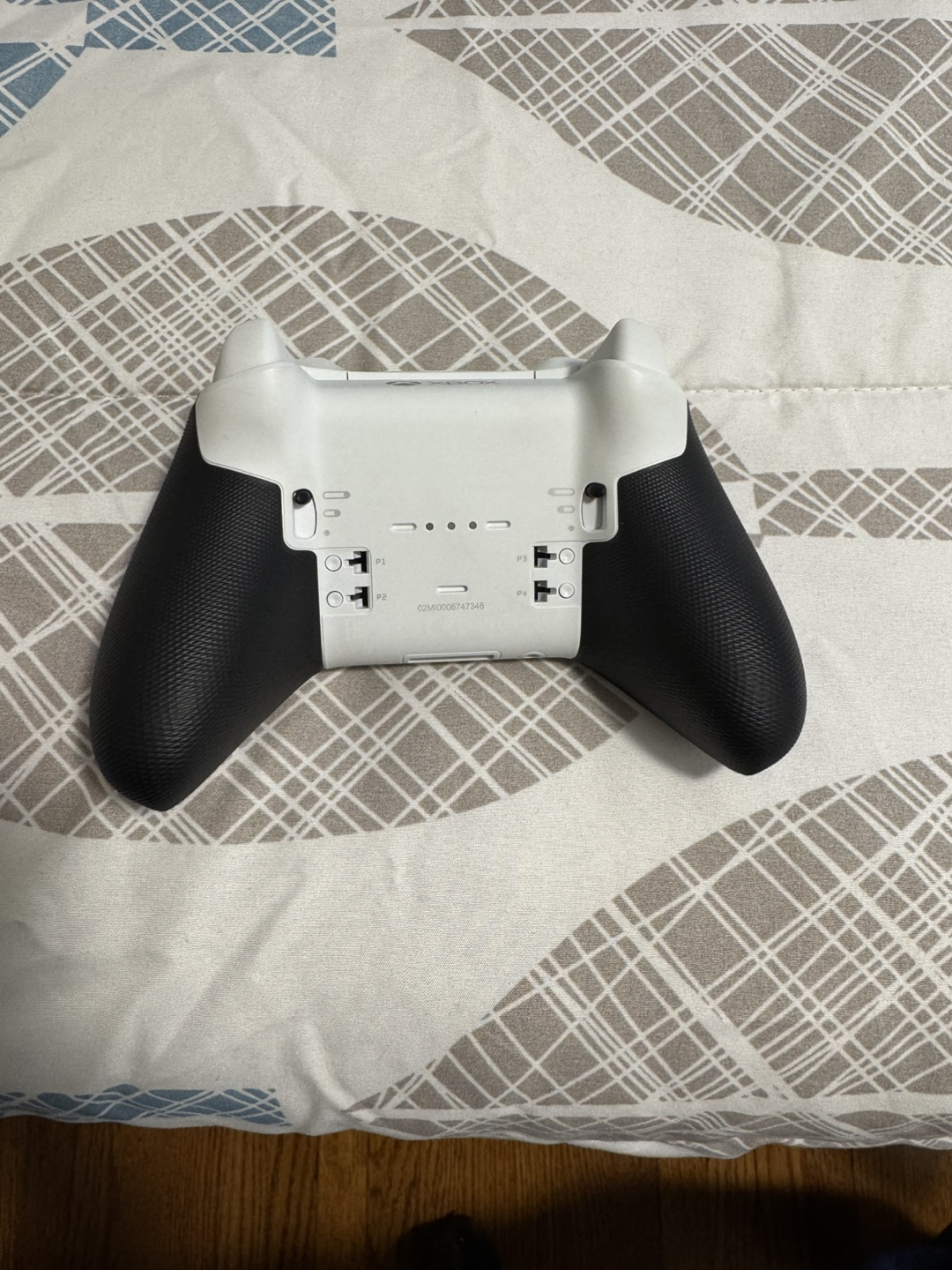 Xbox Elite Wireless Controller 2 - photo 2