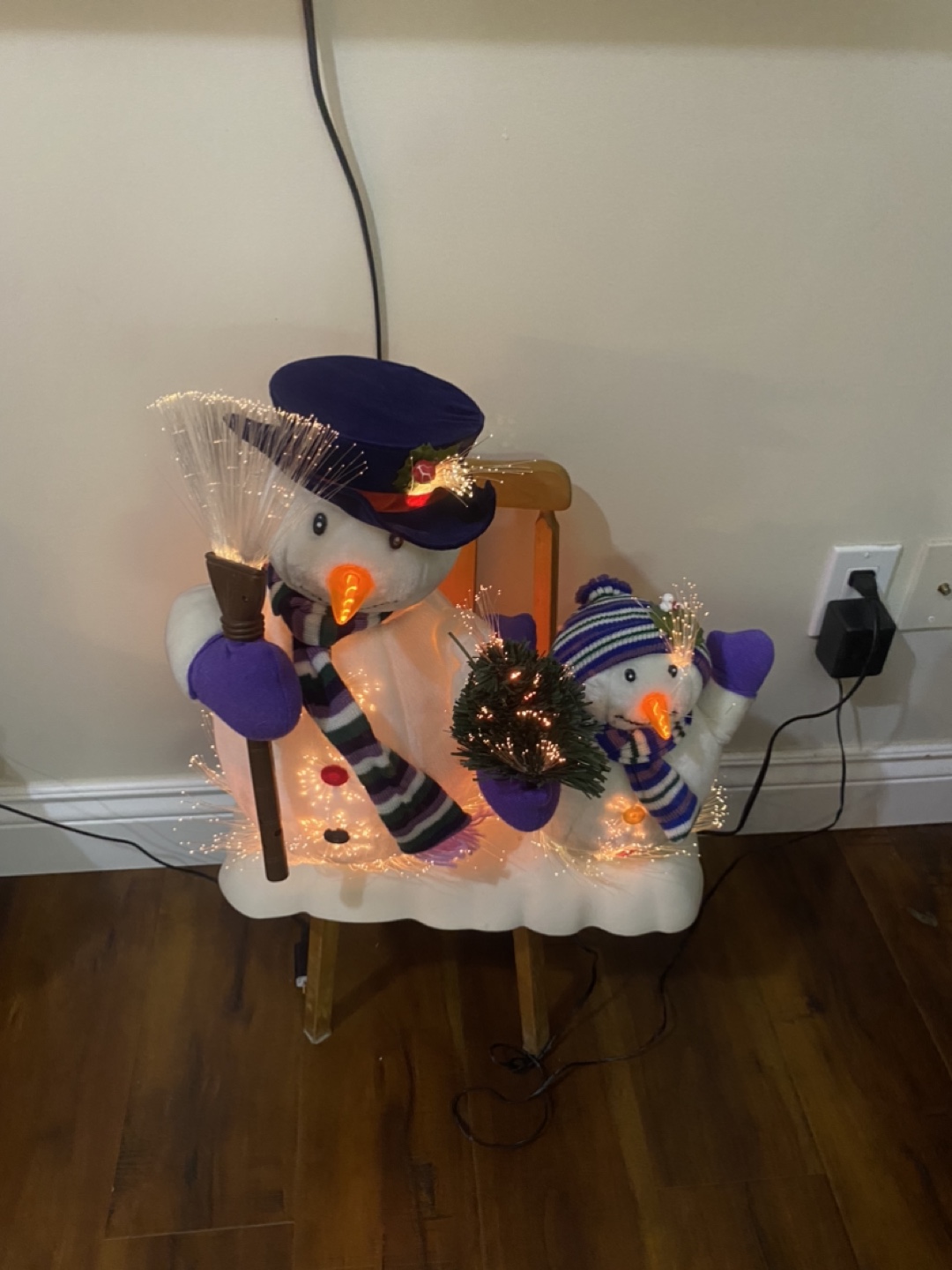 Animated Light Up Snowman Family Christmas Decoration - photo 3