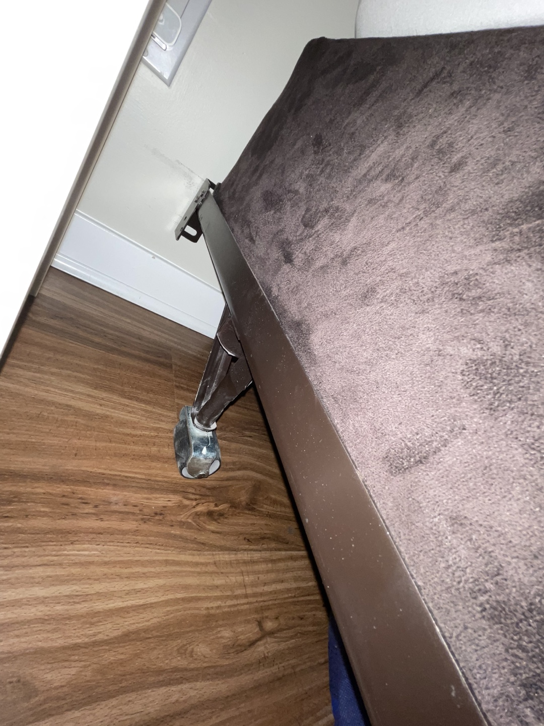 Metal Bed Frame - photo 2