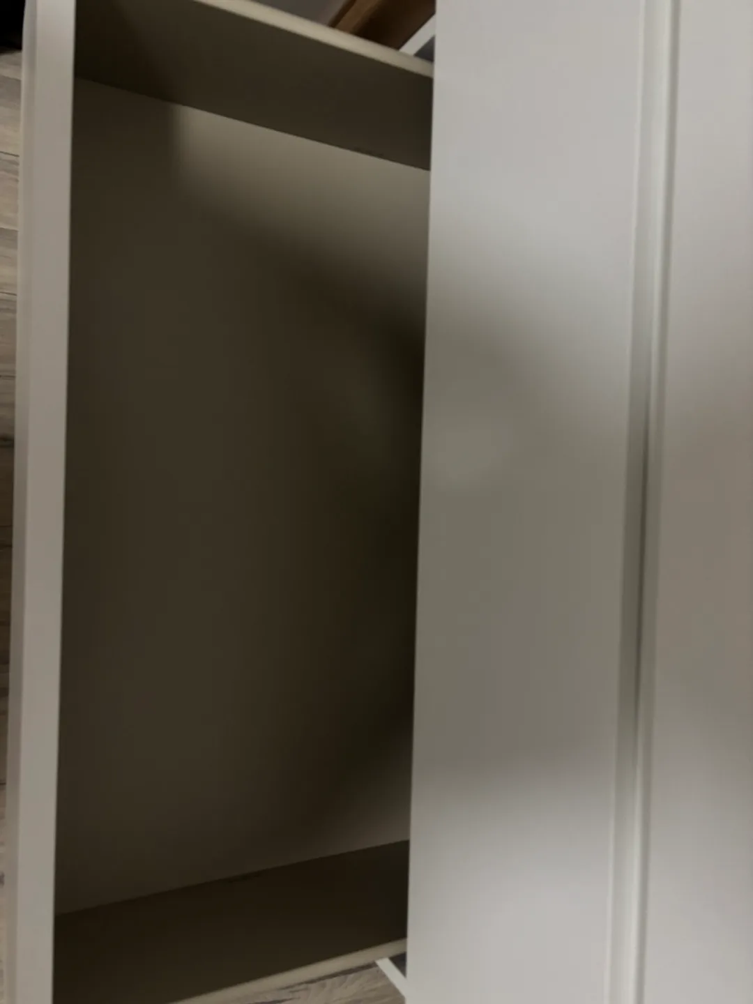 IKEA MALM 4-drawer Chest image indicator(5)