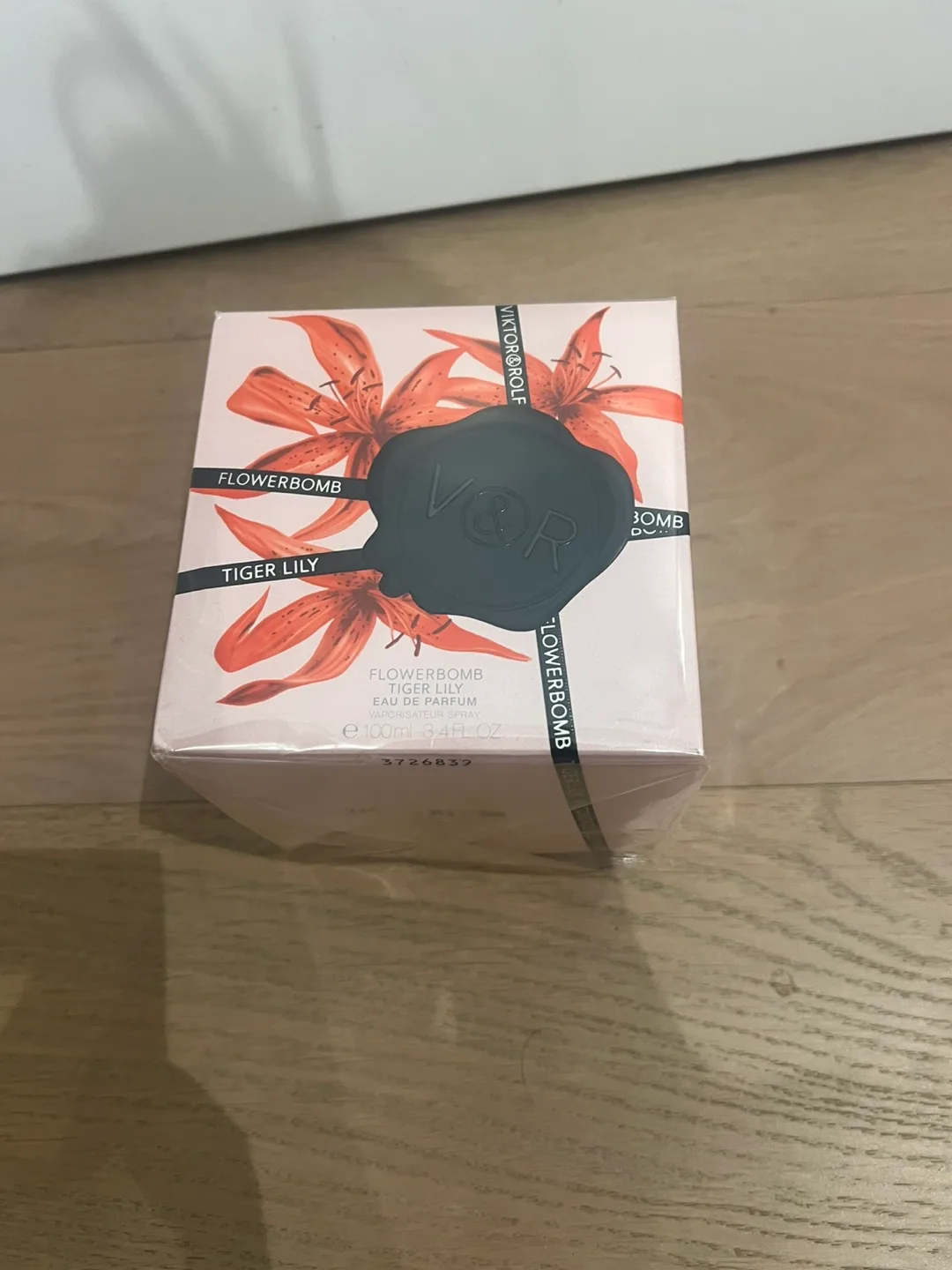 Viktor & Rolf Flowerbomb Tiger Lily Eau de Parfum image indicator(3)