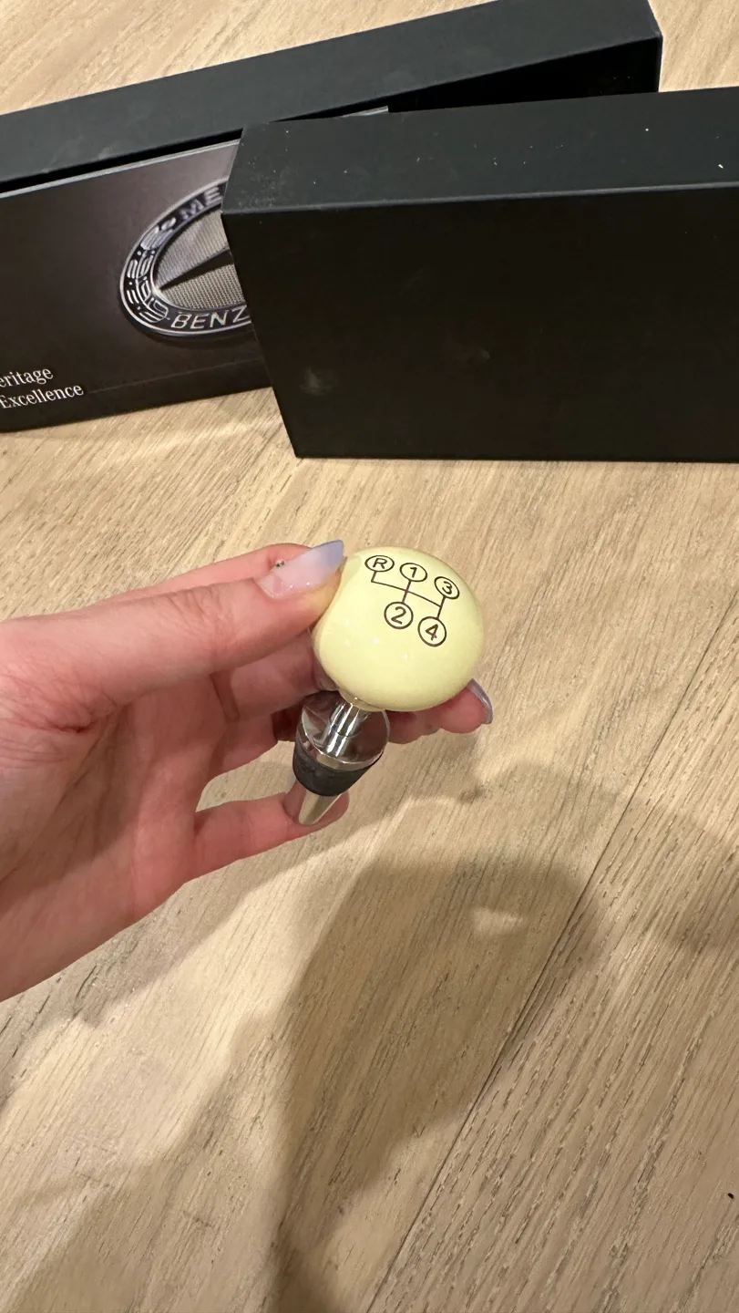 Mercedes-Benz Gearshift Wine Stopper image indicator(3)