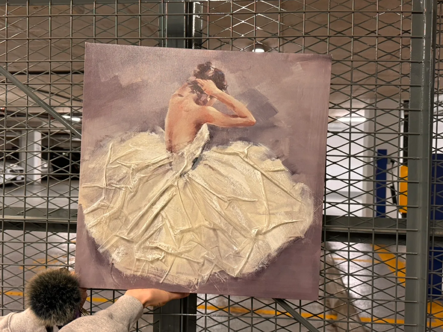 Canvas ballerina painting image indicator(2)