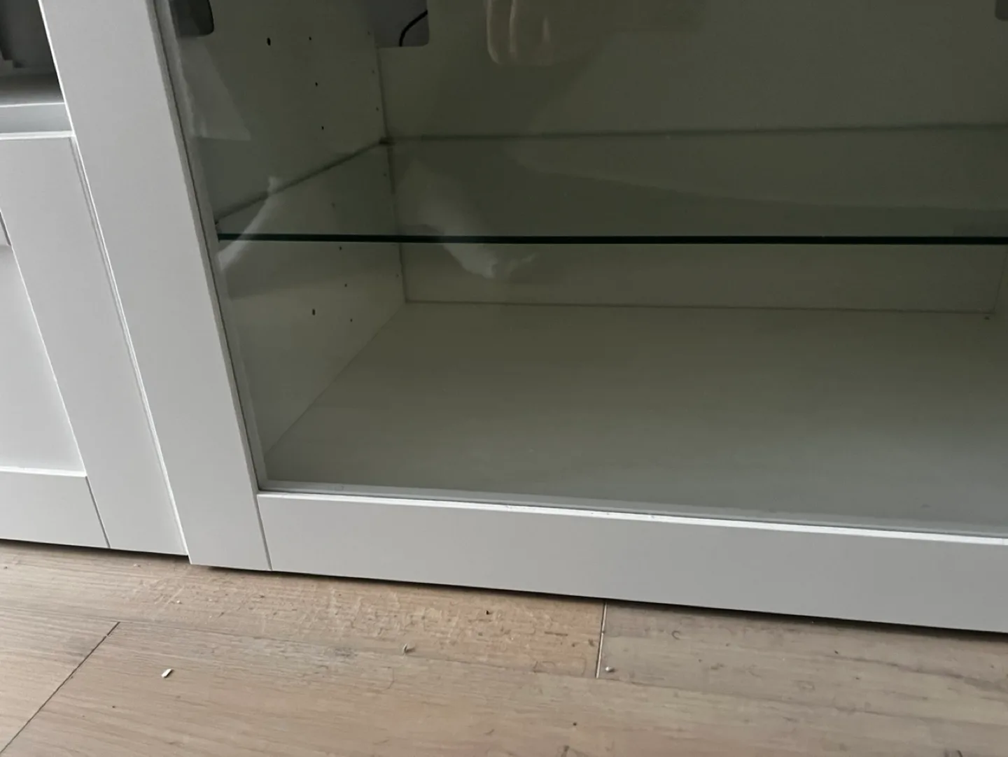 IKEA BESTÅ TV Bench image indicator(2)