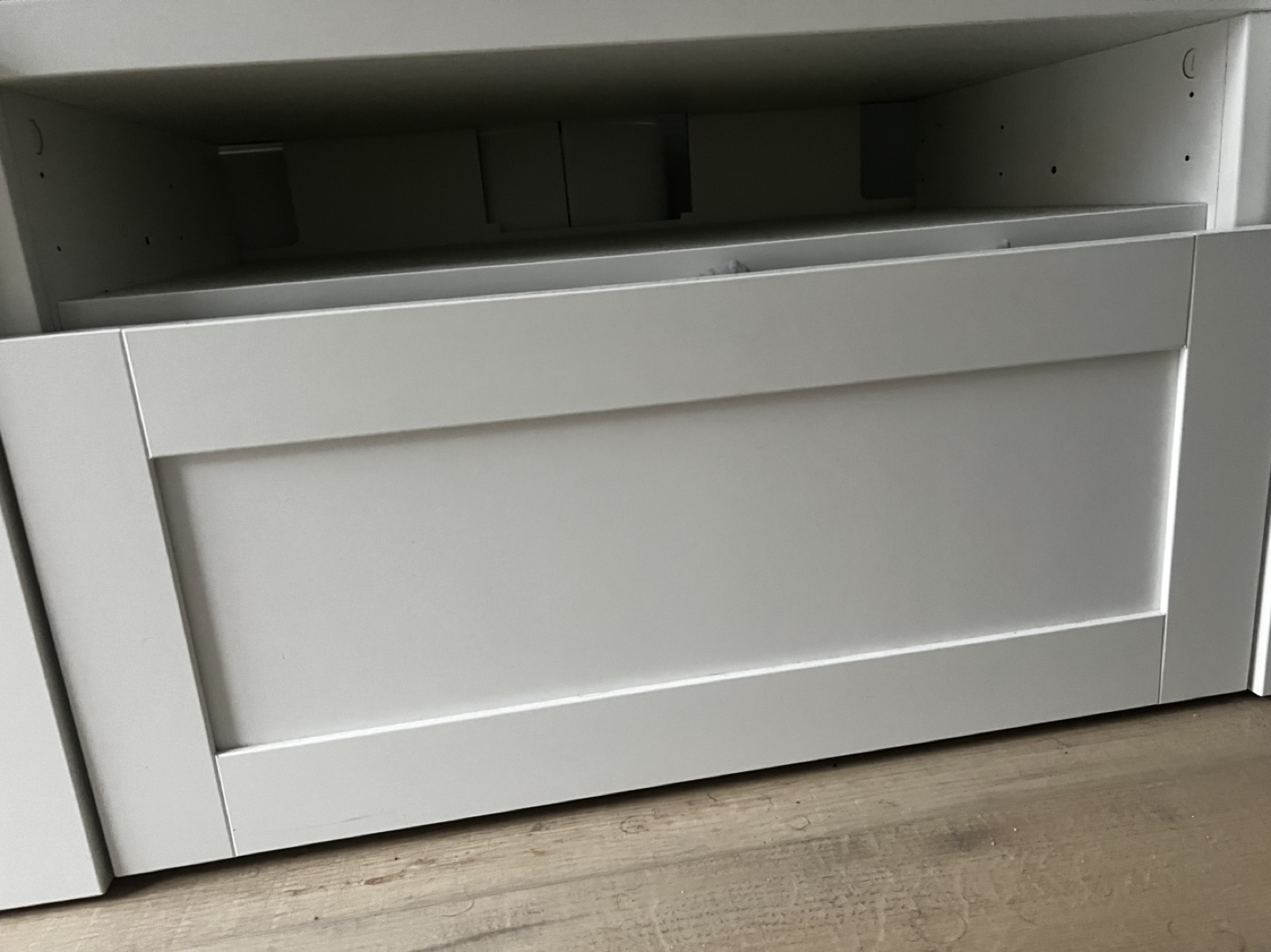 IKEA BESTÅ TV Bench - photo 3