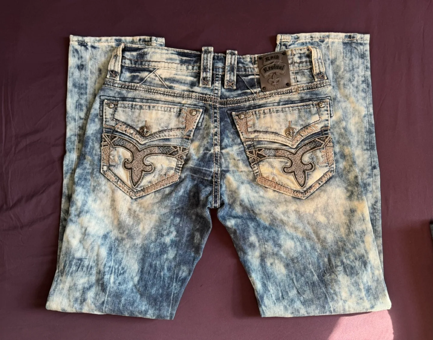 Men’s Rock Revival Jeans Alt Straight Fit image indicator(4)