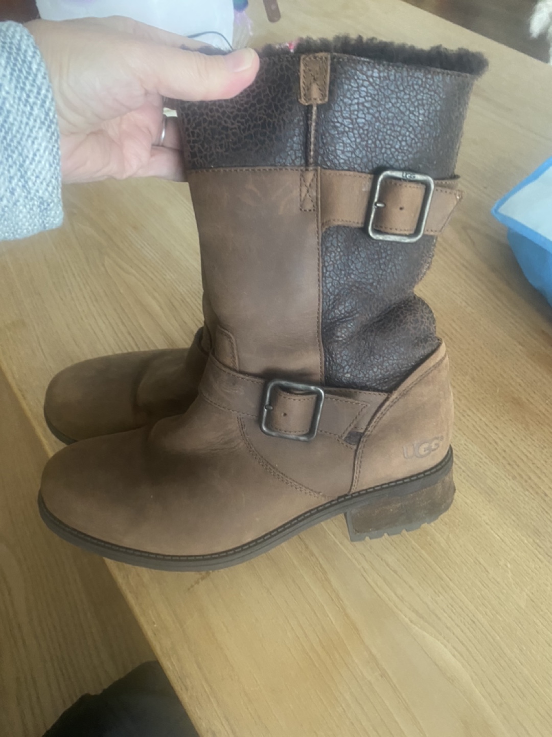 UGG Women's Brown Leather Boots - photo 3