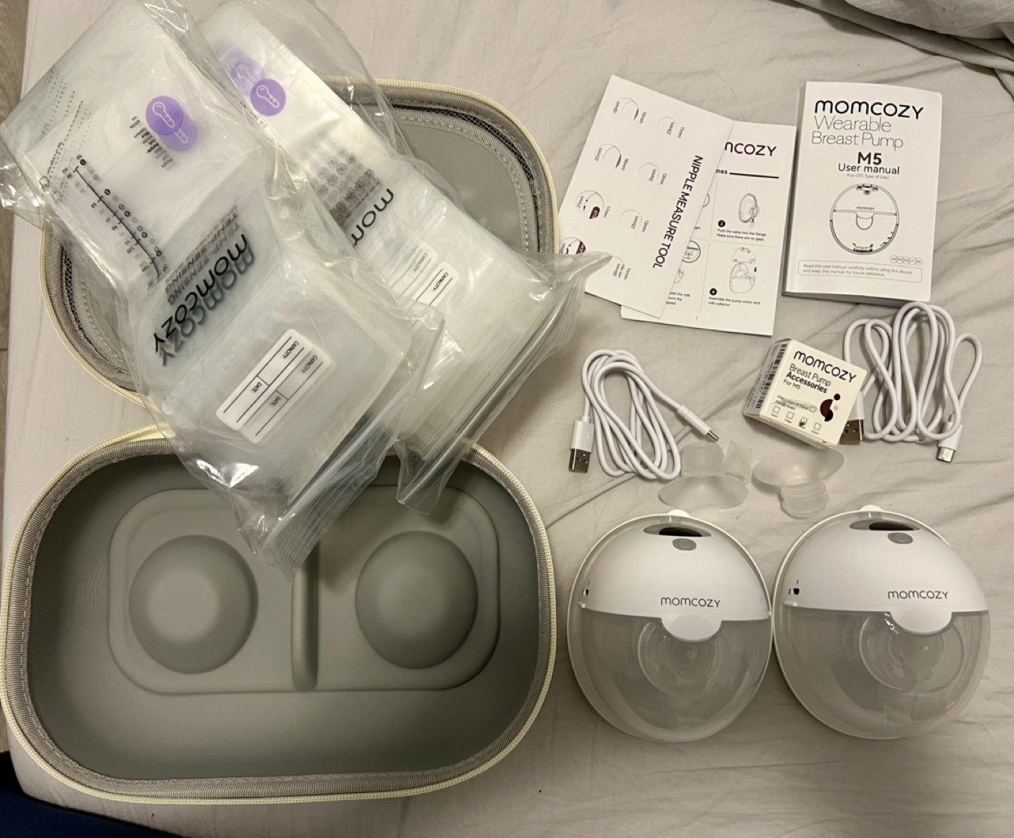 Momcozy M5 Wearable Breast Pump - photo 2