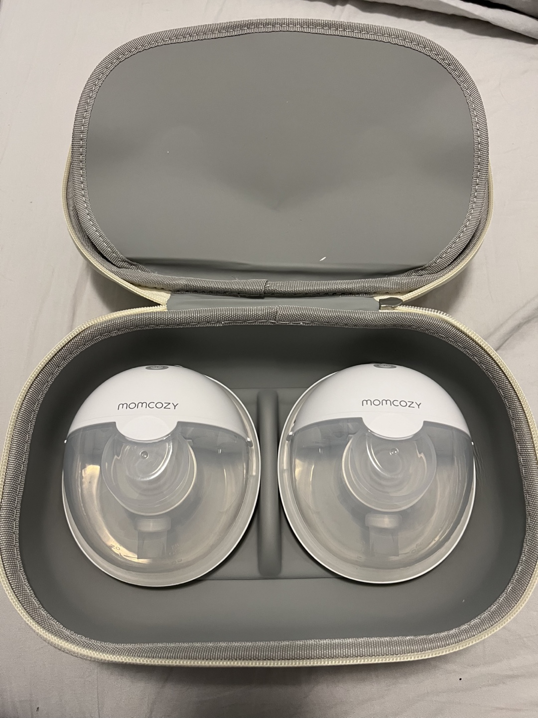 Momcozy M5 Wearable Breast Pump - photo 4