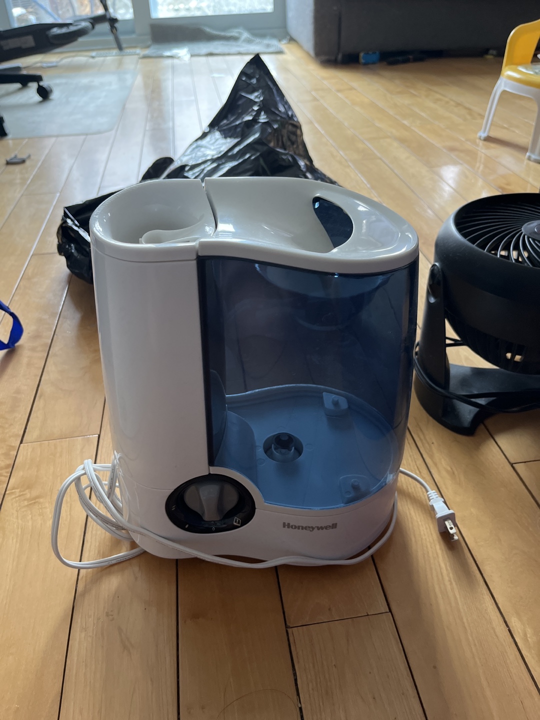 🧡DECLUTTERING SALE🧡 Honeywell Cool Mist Humidifier
