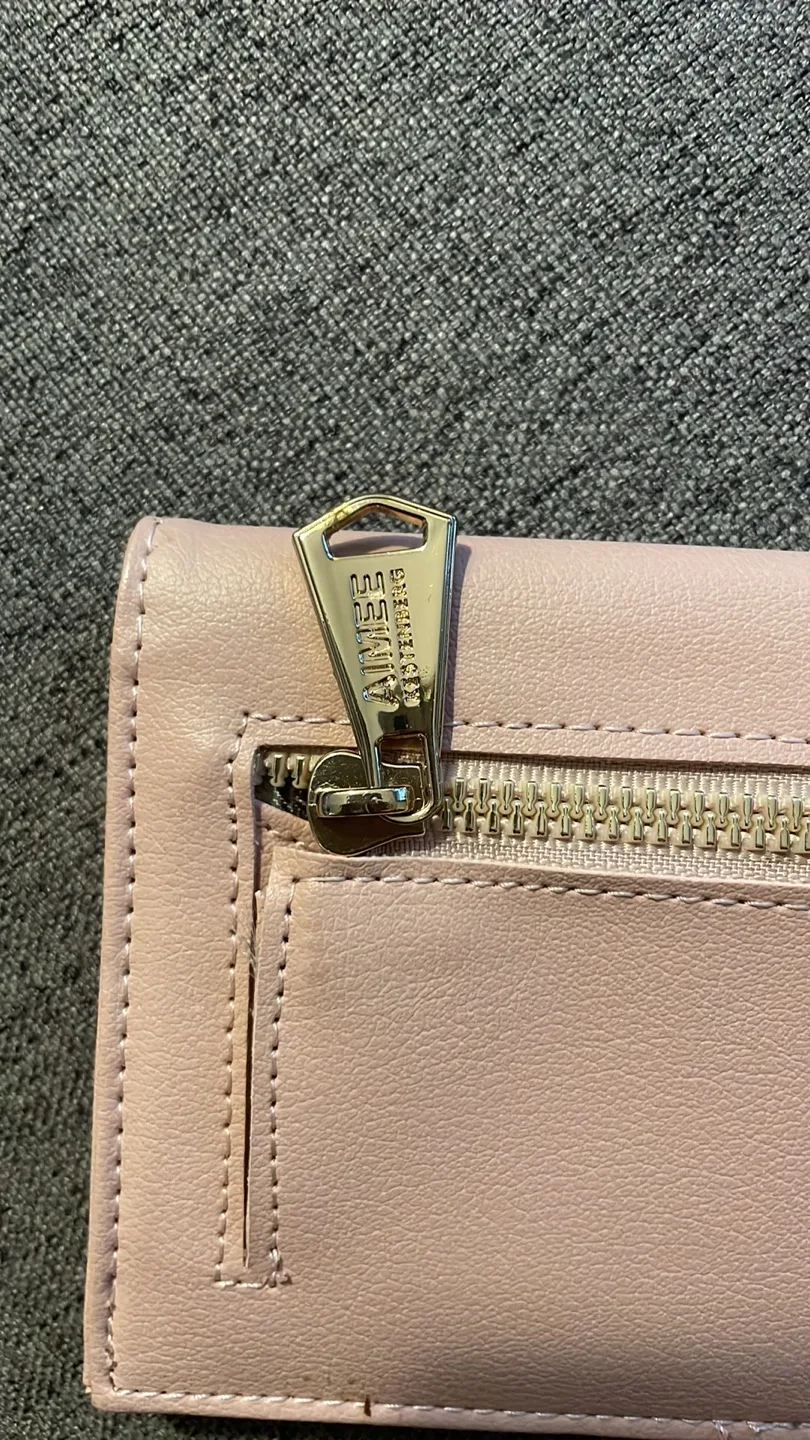 Aimee Kestenberg Wallet image indicator(2)
