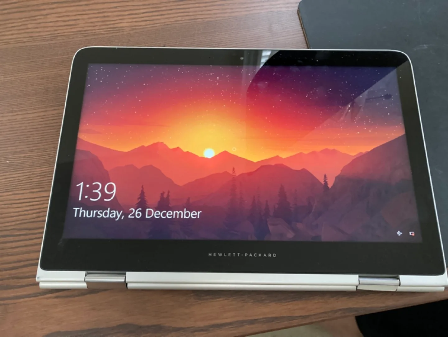 HP Spectre x360 Laptop image indicator(5)