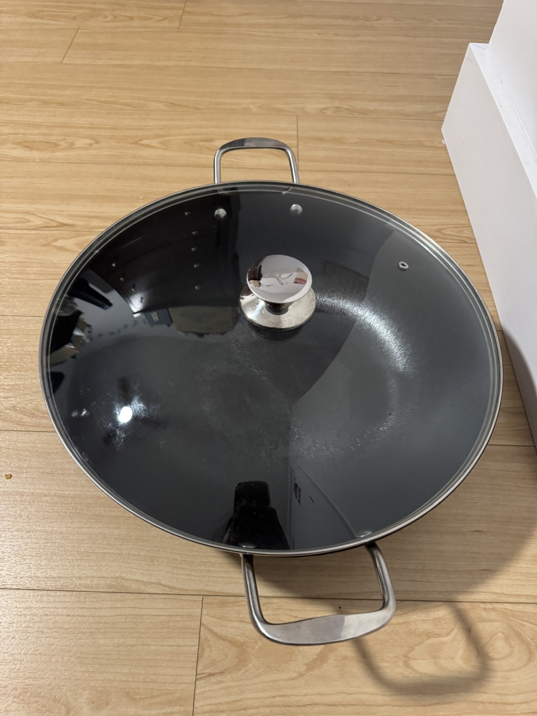 Cuisinart 16-inch Iron Wok with Lid