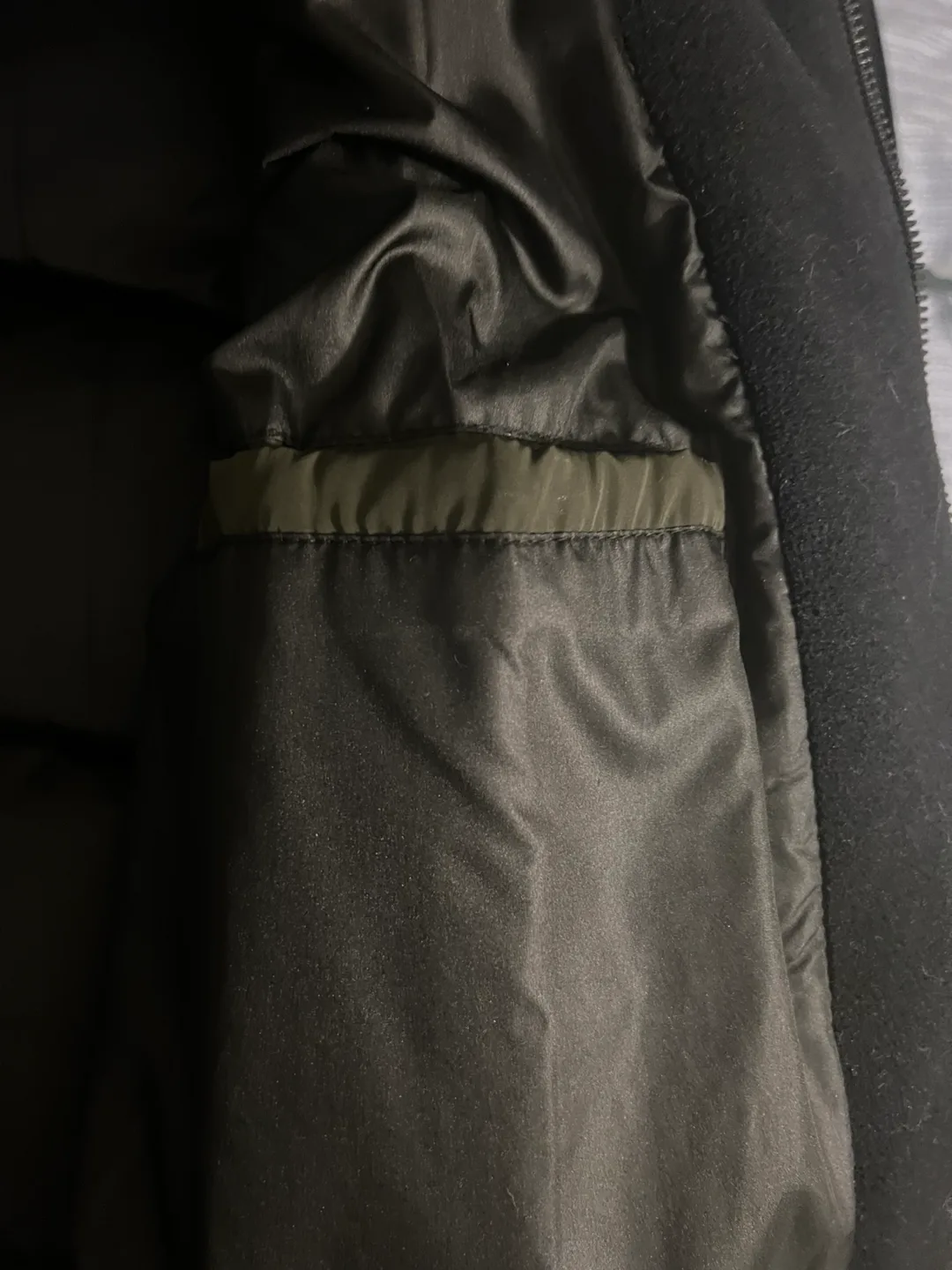 Calvin Klein Men's Green Puffer Jacket image indicator(3)