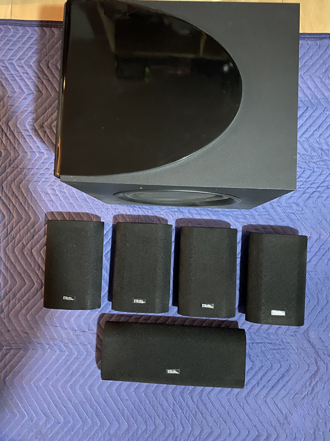 Nolyn Acoustics Home Theater  5.1 Surround Sound Speakers