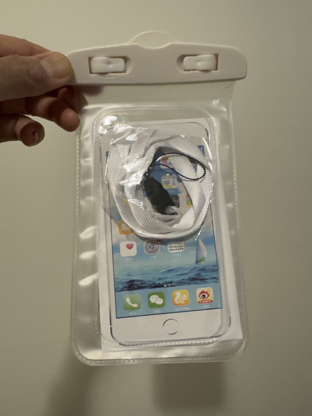 Waterproof Phone Case with Lanyard