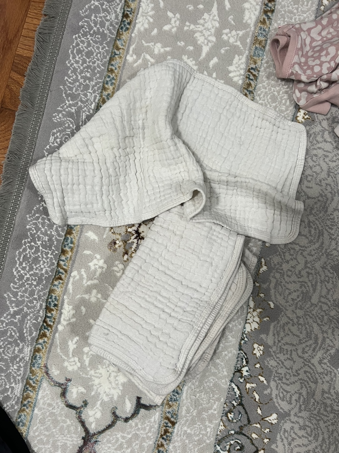 Baby Clothes Bundle/ bibs and shoes. #freecycle - photo 2