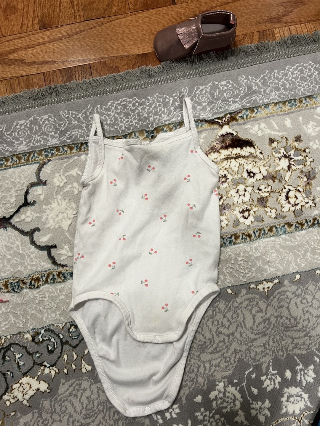 Baby Clothes Bundle/ bibs and shoes. #freecycle - photo 5