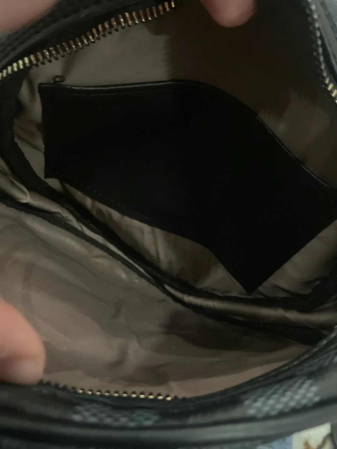 Round Black and Grey Checkered Crossbody Bag image indicator(2)