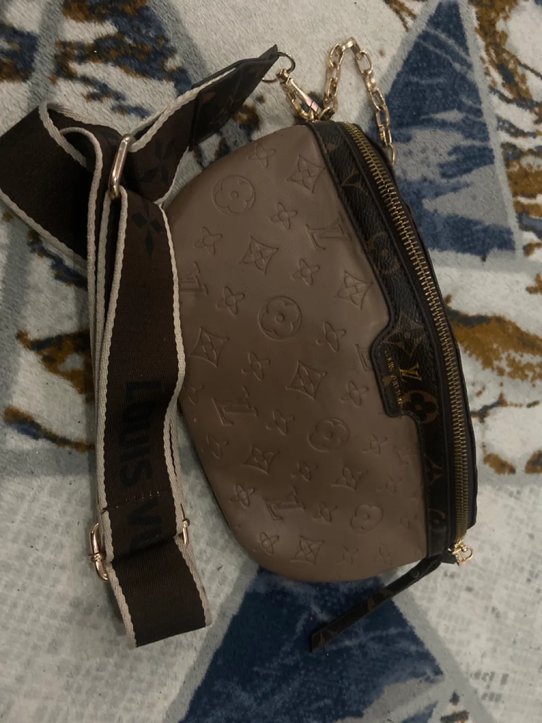 Louis Vuitton Purses image indicator(4)