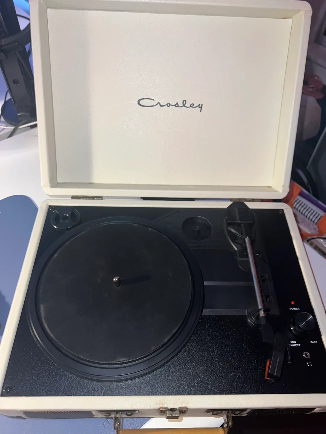 Crosley Cruiser Portable Record Player image indicator(2)