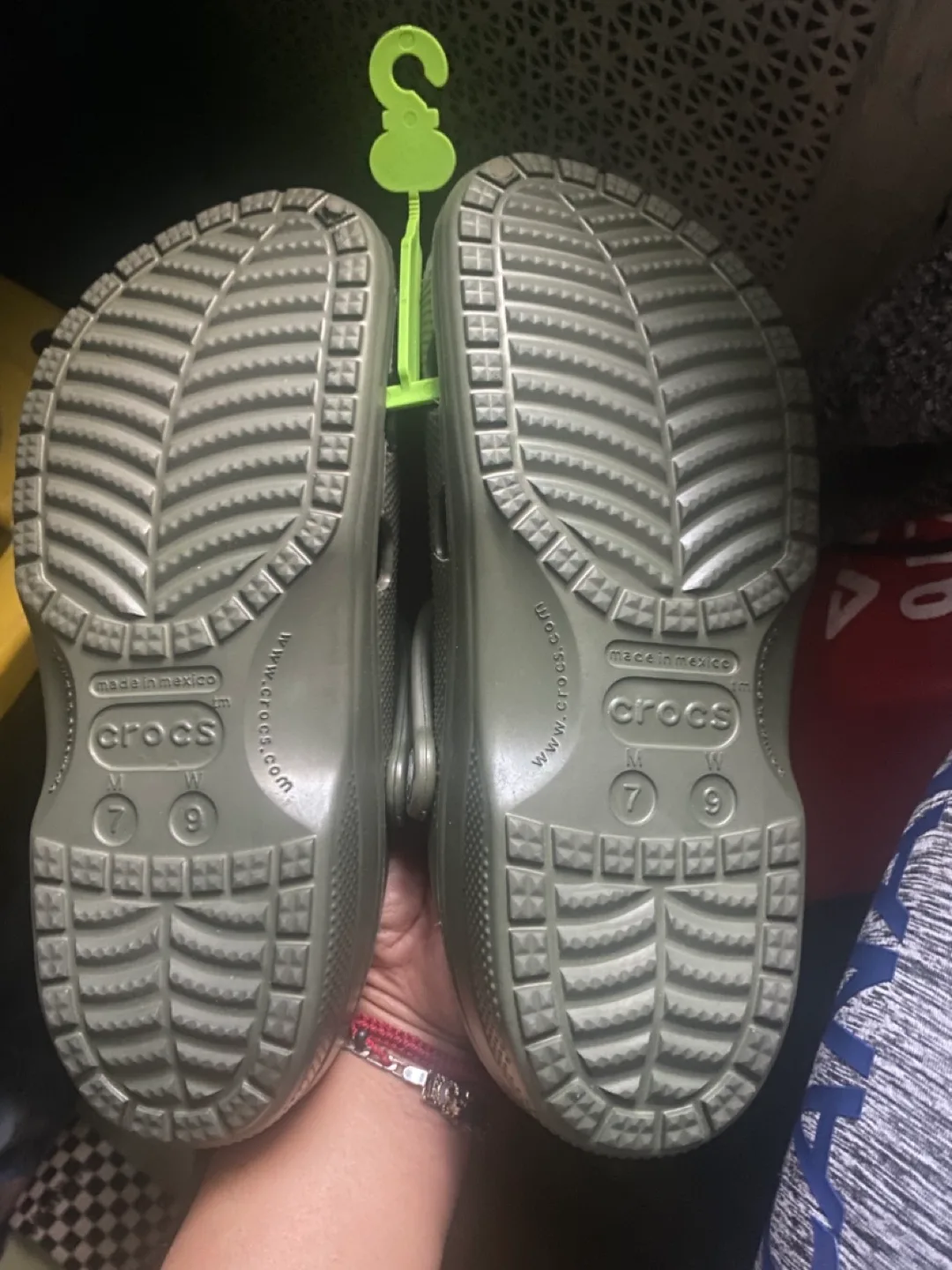 Crocs Unisex Lined Clogs Size 7 image indicator(2)