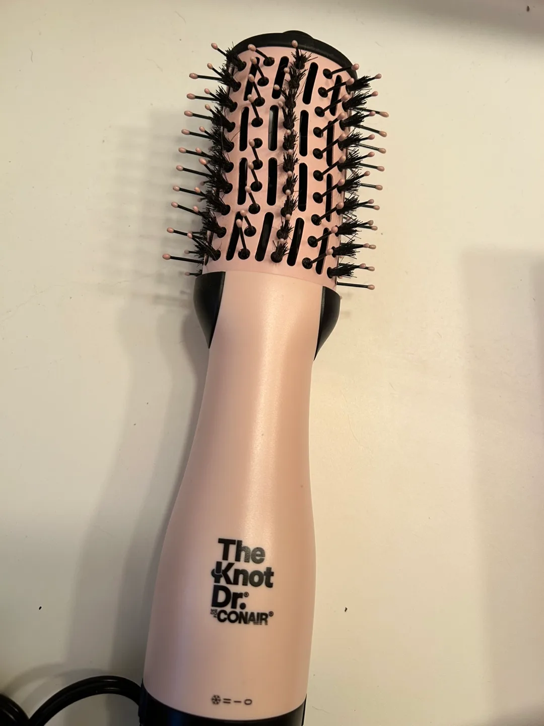 Conair Oval Dryer Brush image indicator(2)
