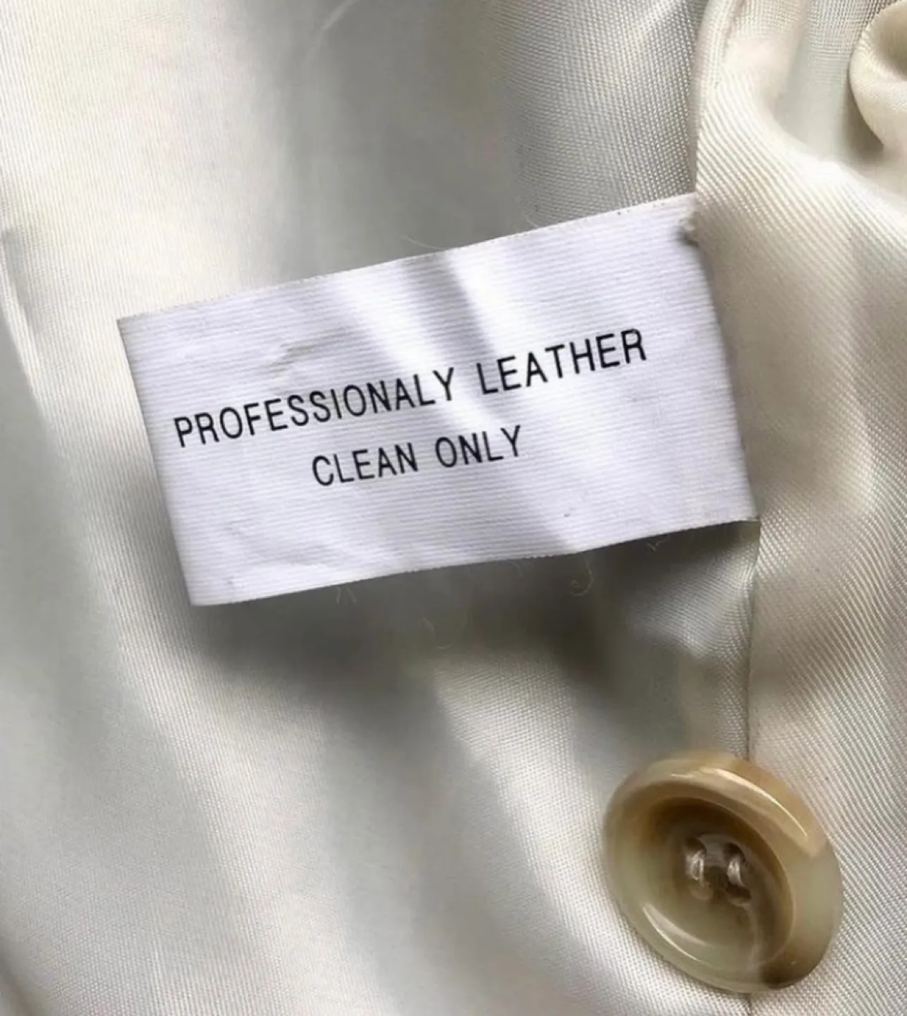 Vintage White Leather Jacket image indicator(3)